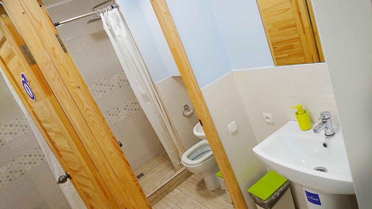 Хостелы AntiHostel Forrest Львов-40