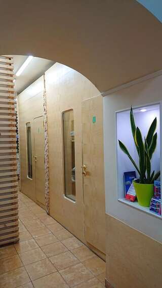 Хостелы AntiHostel Forrest Львов Капсула-11