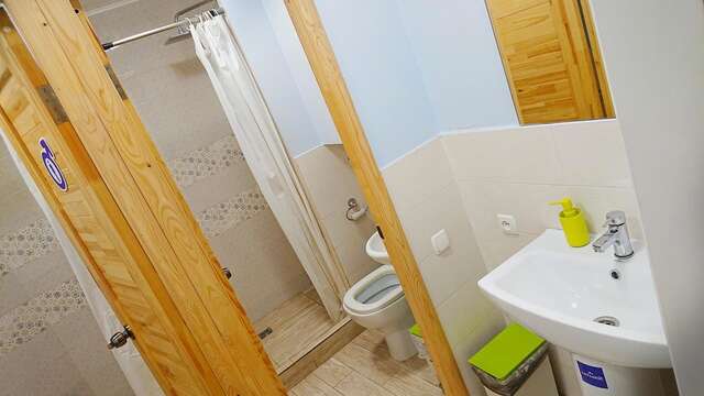 Хостелы AntiHostel Forrest Львов-39